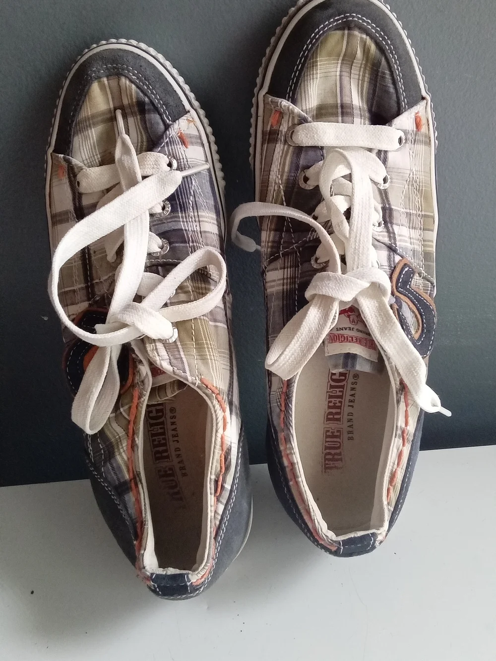 True Religion Plaid Canvas Low‎ Top Sneakers Blue Tan Horseshoe Logo Mens